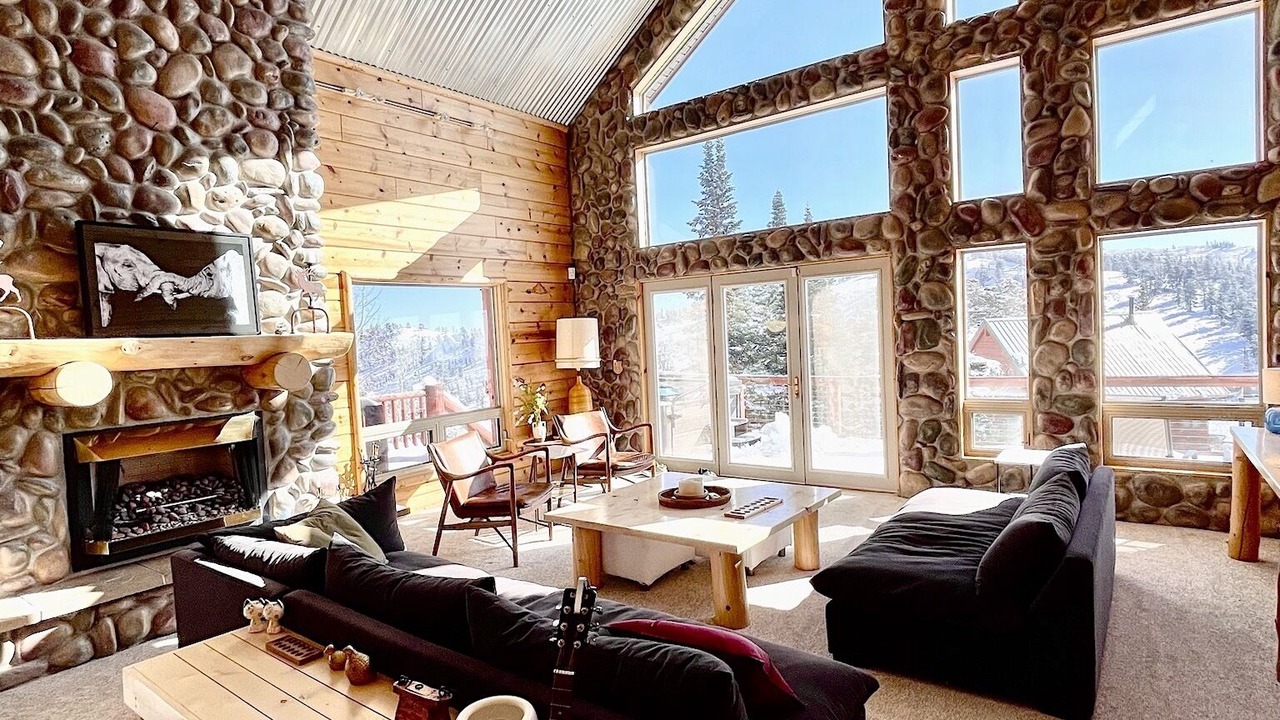 Photo of Livingroom in Powder Mountain