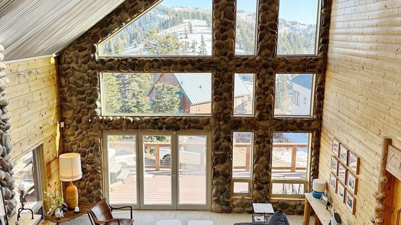 Photo of Livingroom in Powder Mountain