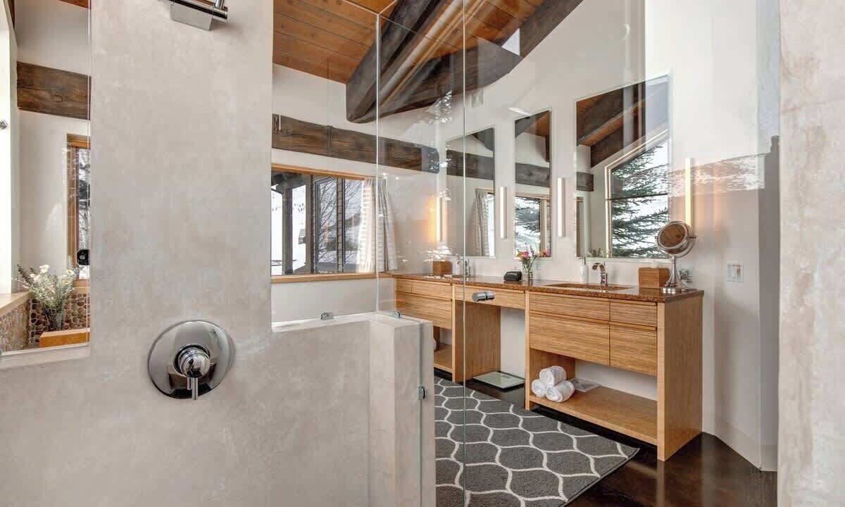 Photo of Bathroom in Twin Creeks