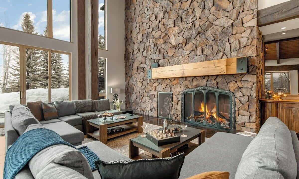 Photo of Livingroom in Twin Creeks