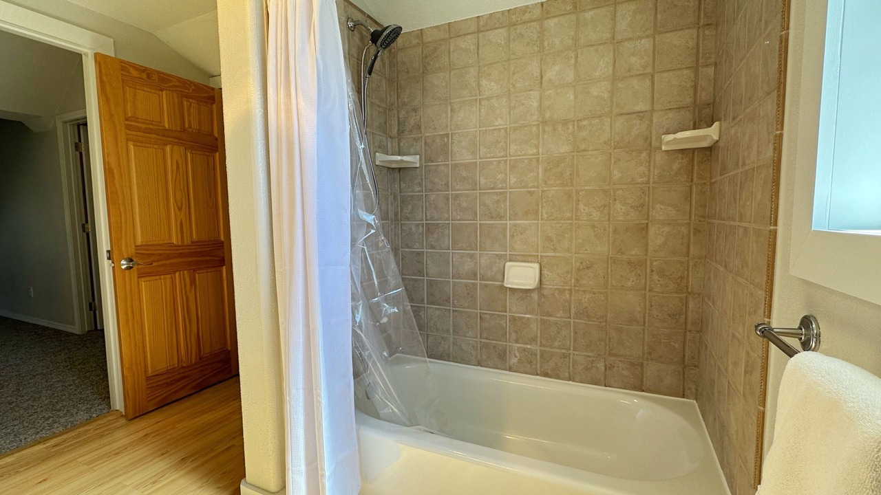 Photo of Bathroom in Creekside Meadows