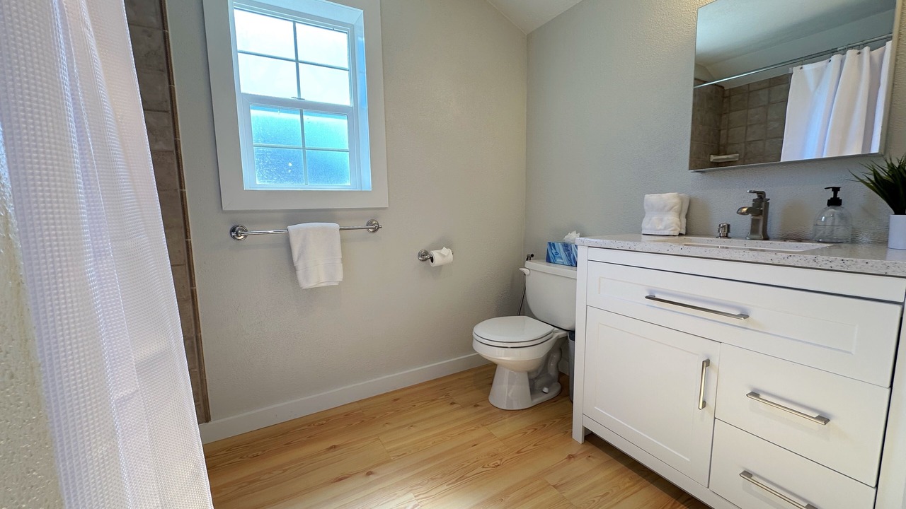 Photo of Bathroom in Creekside Meadows