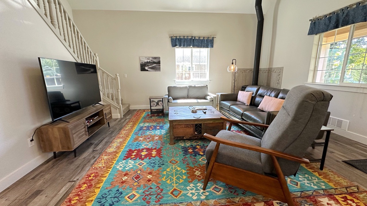 Photo of Livingroom in Creekside Meadows
