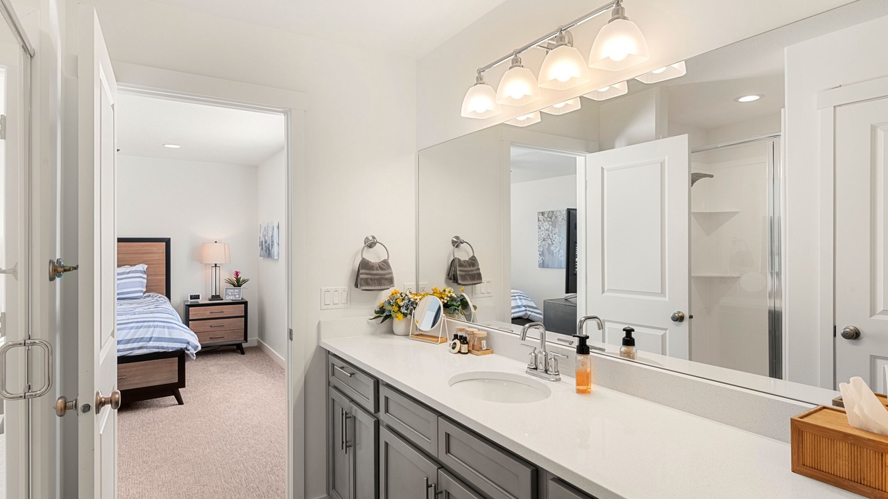 Photo of Bathroom in Garden City