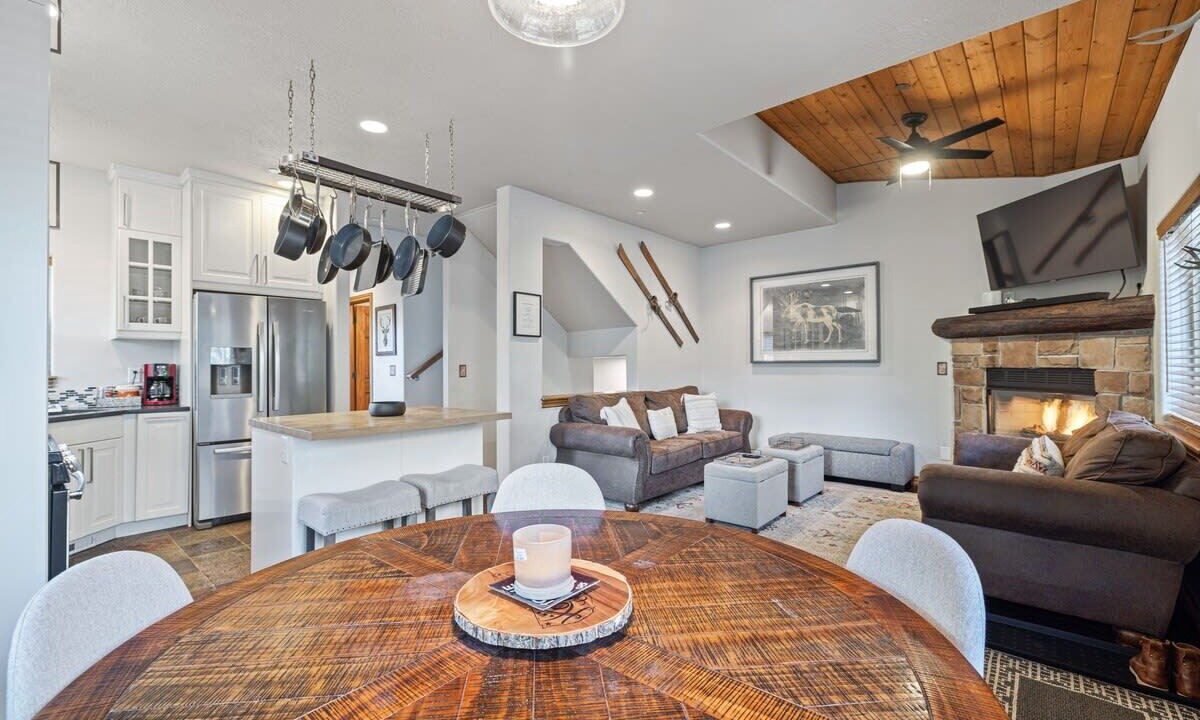Photo of Livingroom in Bear Hollow Village