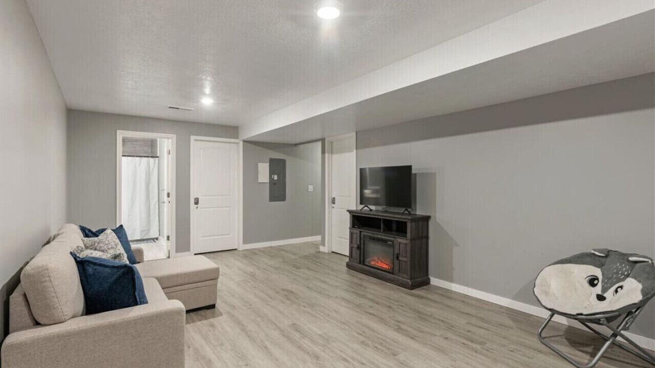 Photo of Livingroom in Clearfield