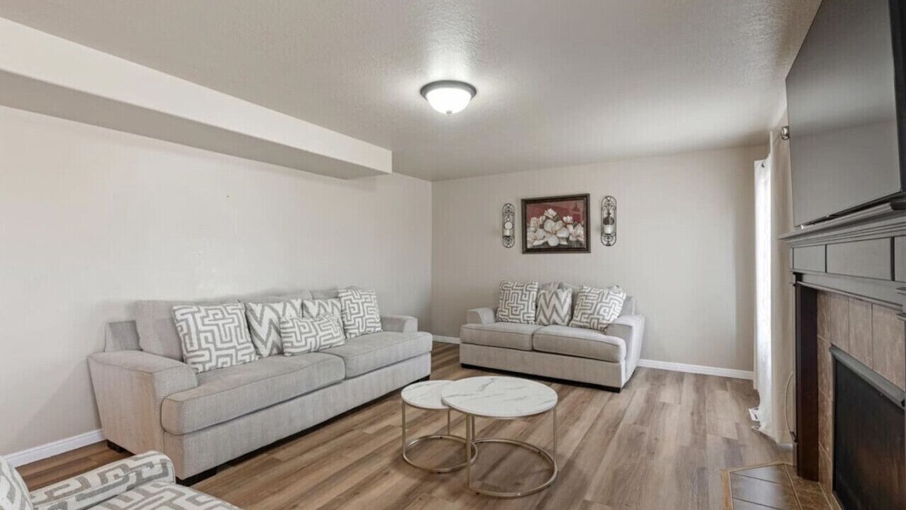 Photo of Livingroom in Clearfield