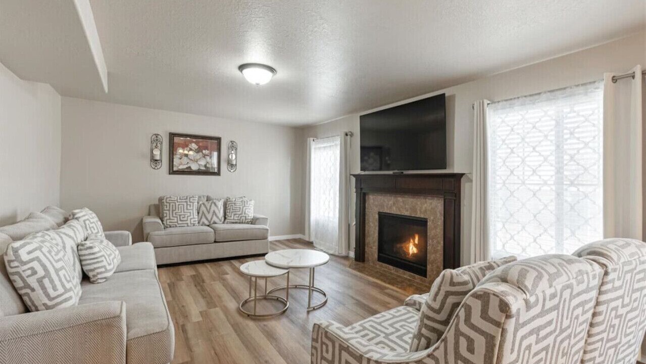 Photo of Livingroom in Clearfield