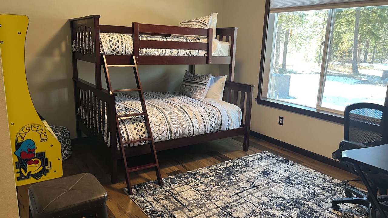 Photo of Bedroom in Cle Elum
