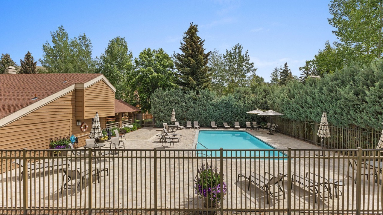 Photo of Outdoor in Elkhorn Village