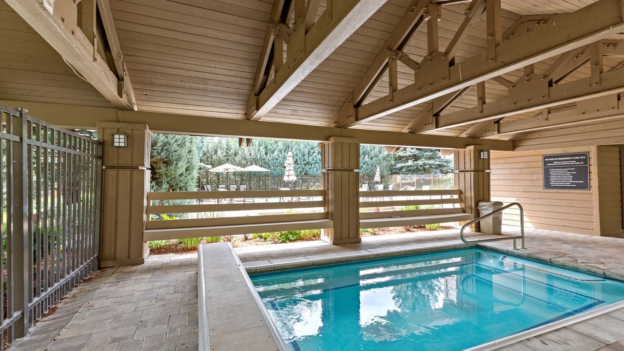 Photo of Outdoor in Elkhorn Village