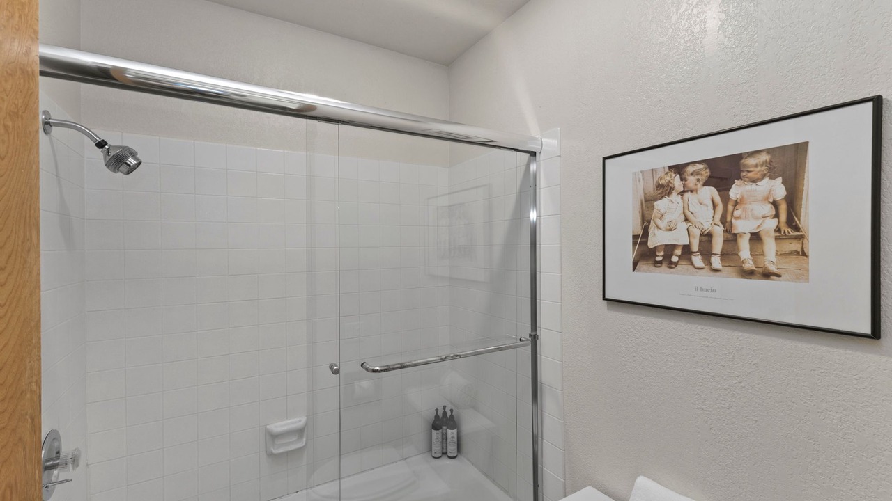 Photo of Bathroom in Elkhorn Village