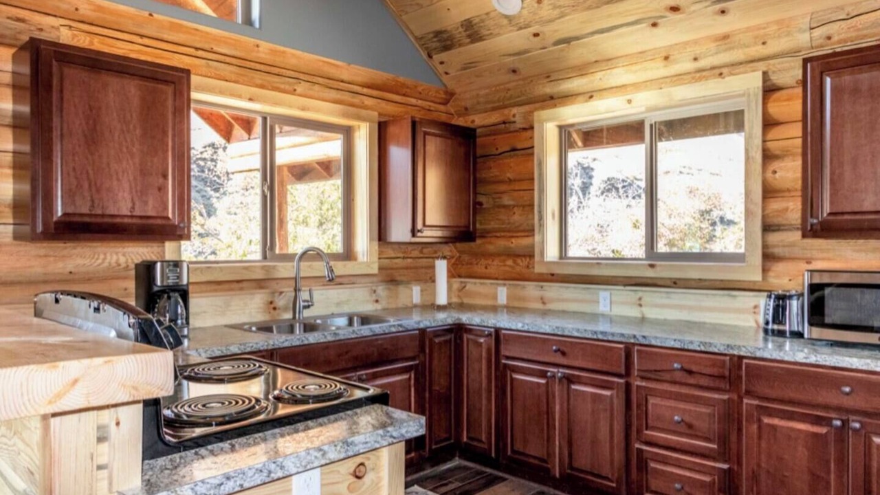 Photo of Kitchen in White Bird