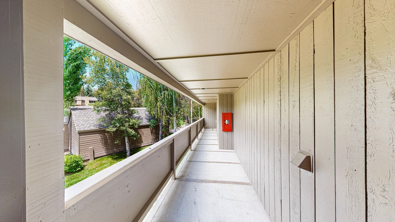 Photo of Outdoor in Elkhorn Village