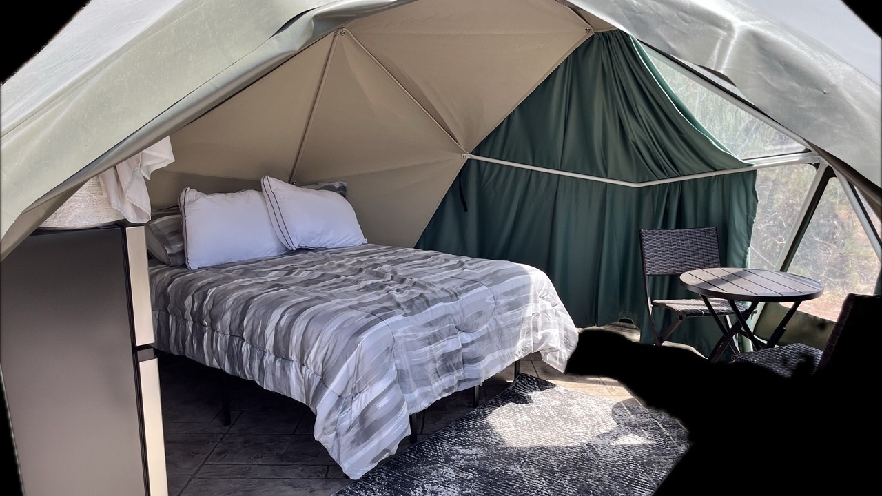 Photo of Bedroom in Laketown