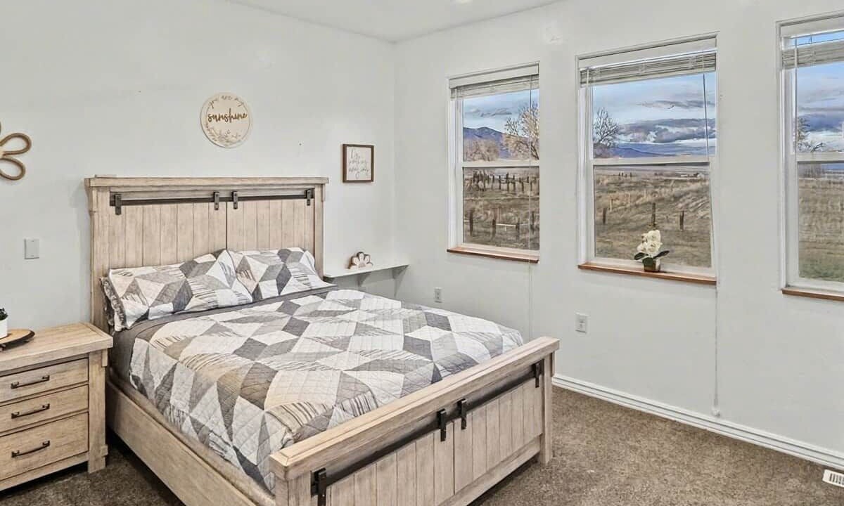 Photo of Bedroom in Swanlake