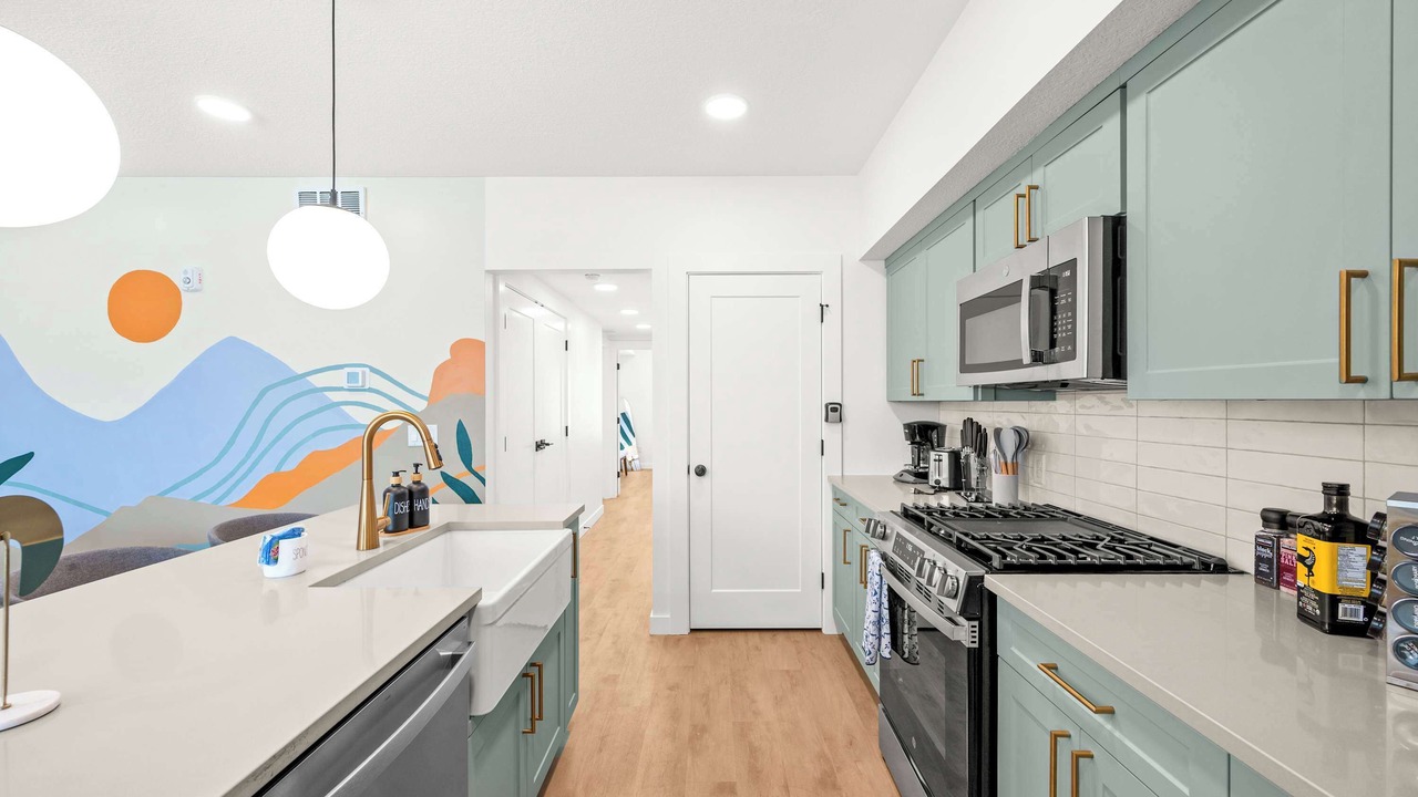 Photo of Kitchen in People's Freeway