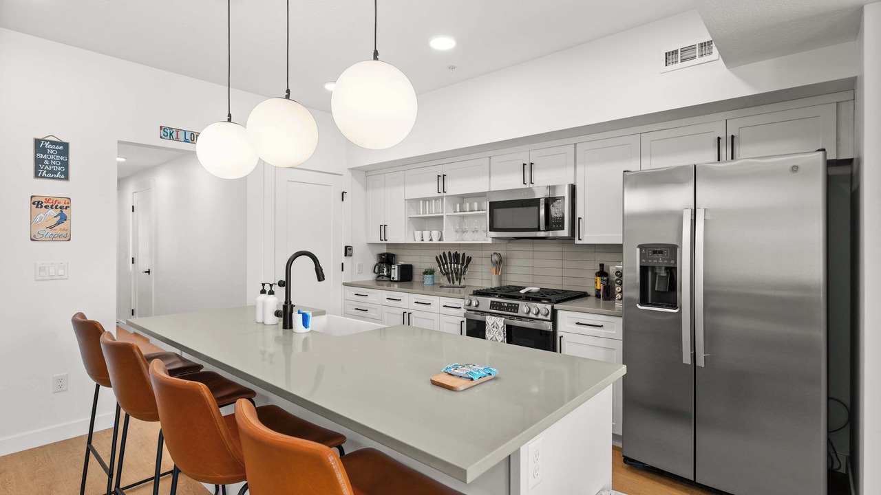 Photo of Kitchen in People's Freeway