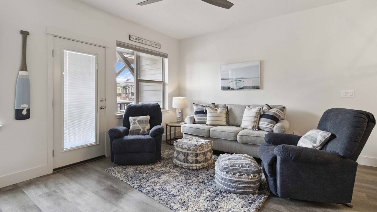 Photo of Livingroom in McCall
