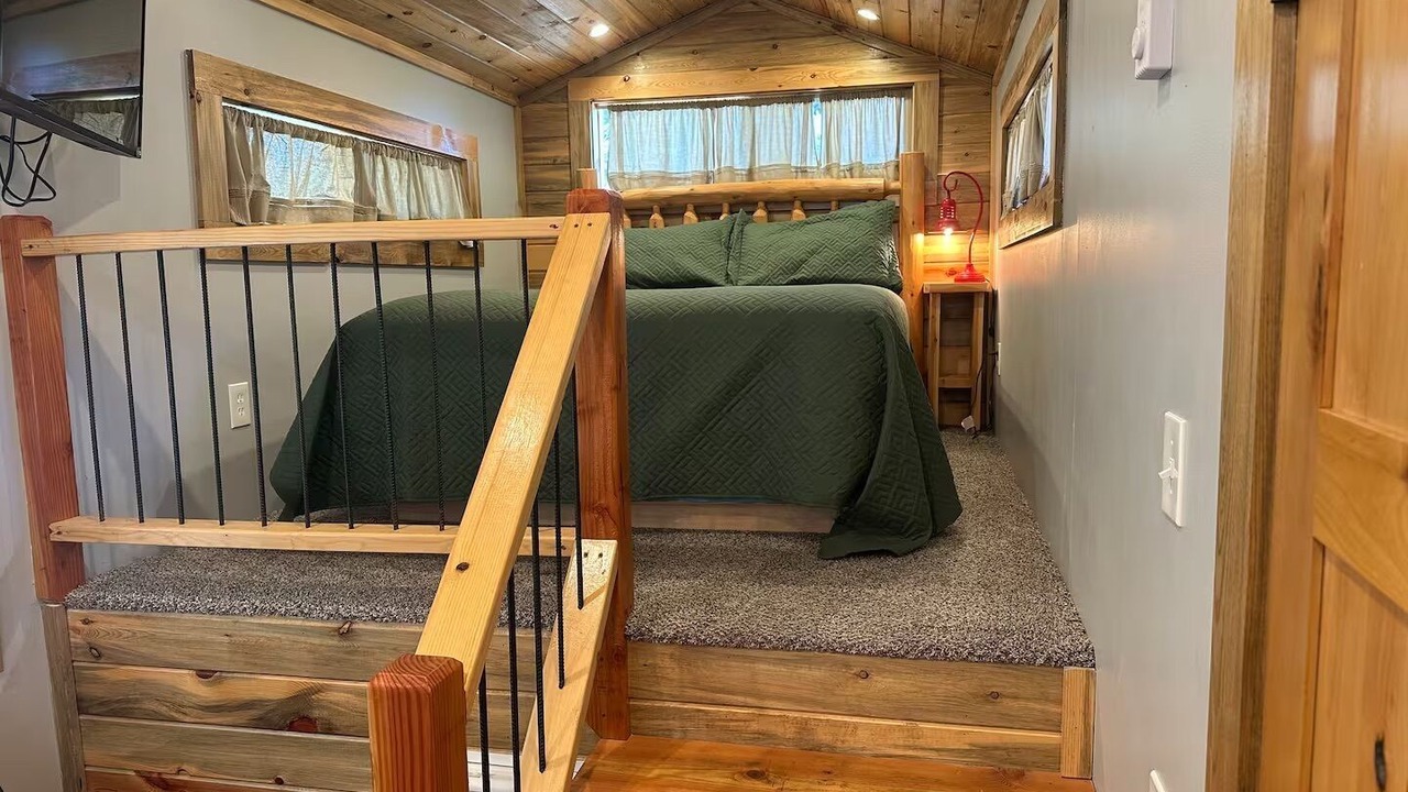 Photo of Bedroom in Palisades