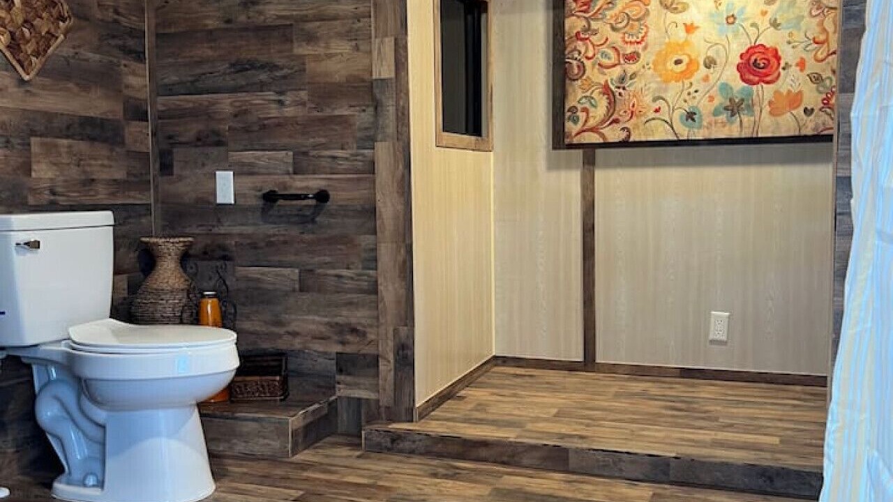 Photo of Bathroom in Palisades