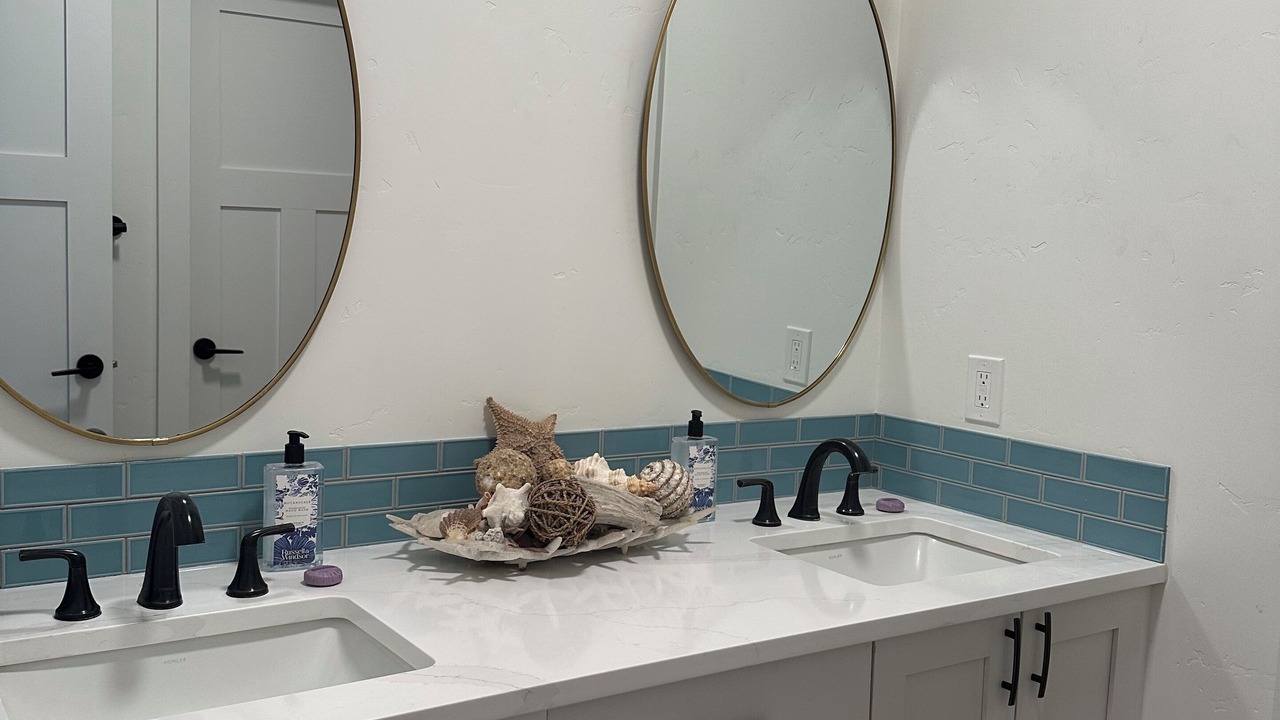 Photo of Bathroom in Marsing