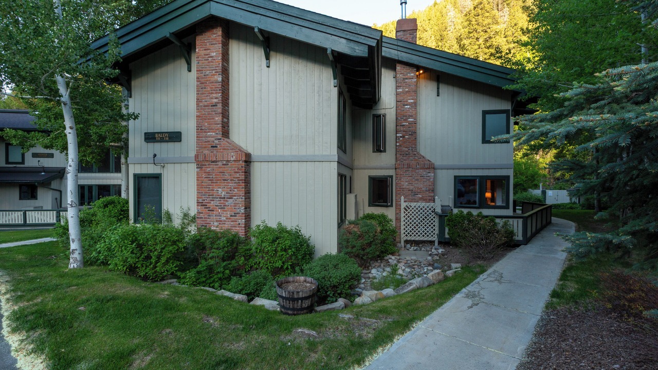 Photo of Outdoor in Warm Springs
