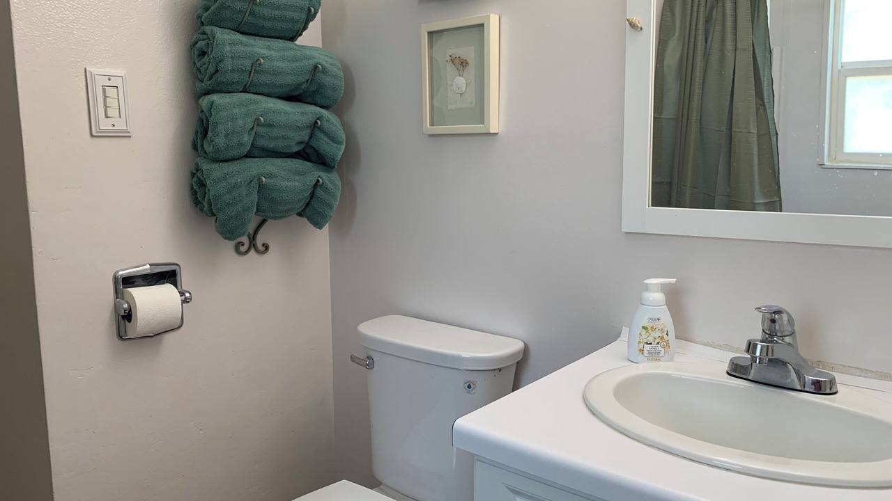 Photo of Bathroom in American Falls