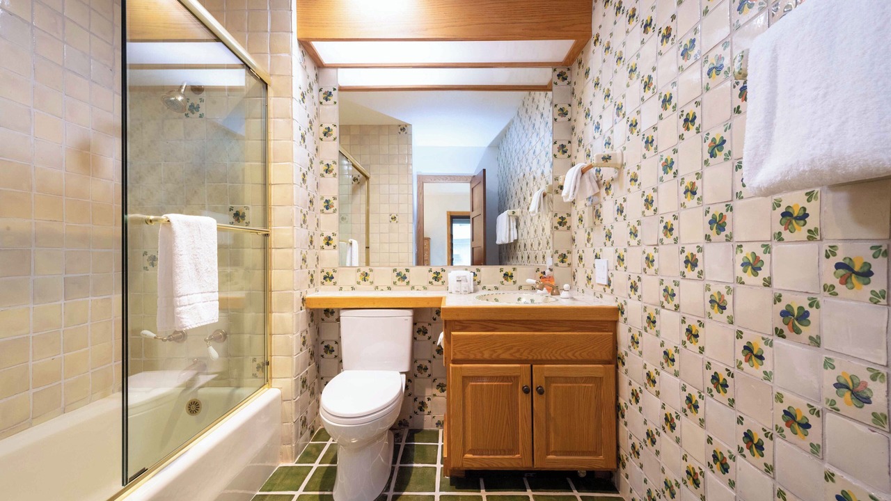 Photo of Bathroom in Warm Springs
