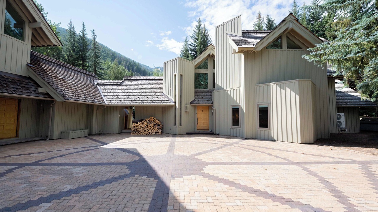 Photo of Outdoor in Warm Springs