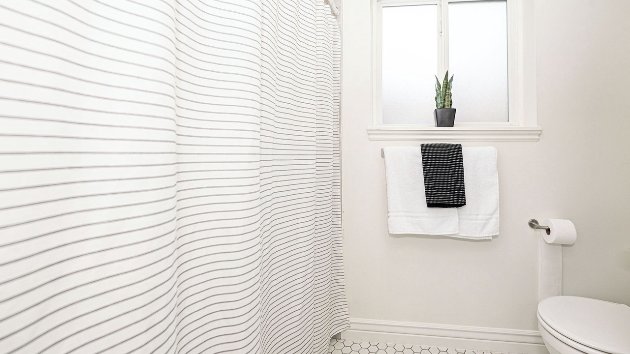 Photo of Bathroom in Hyrum