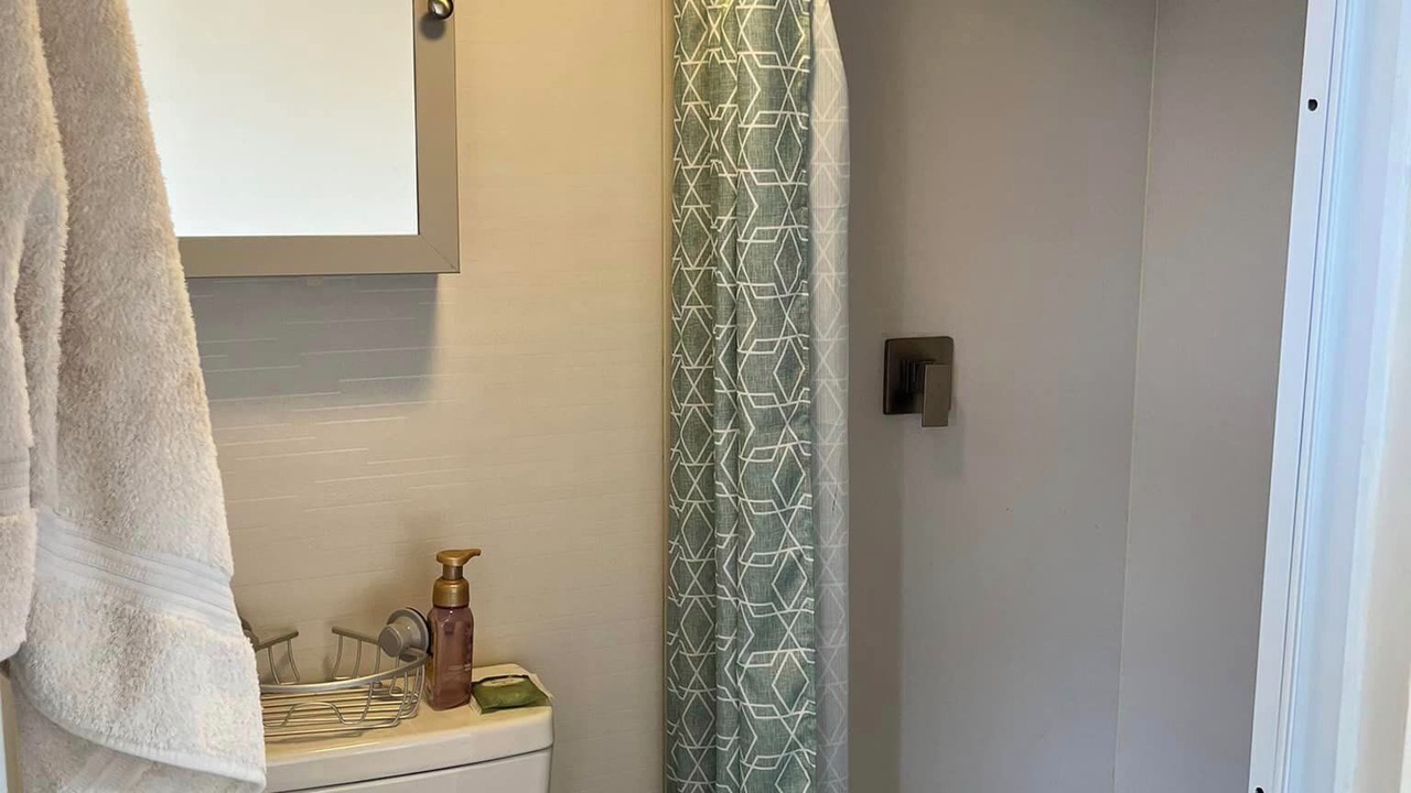 Photo of Bathroom in Laketown
