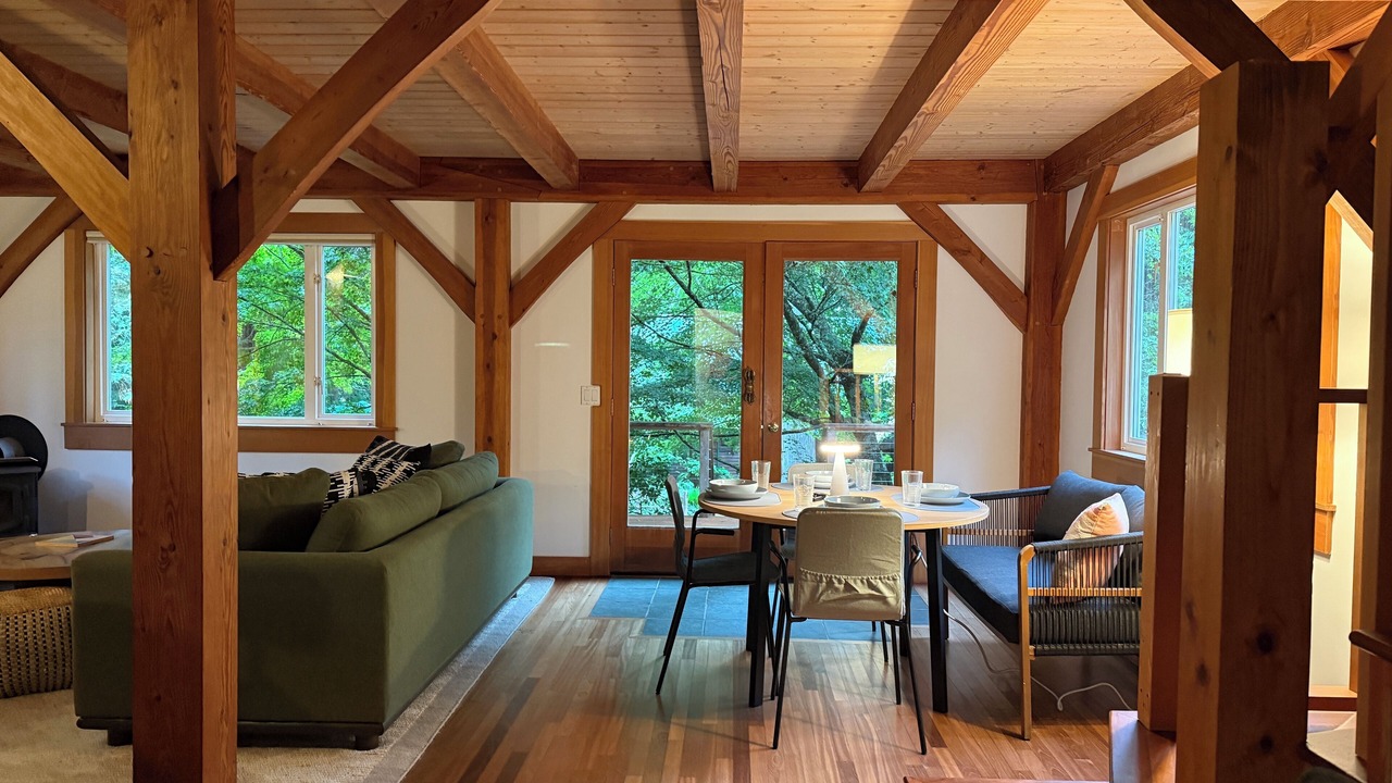 Photo of Livingroom in Bainbridge Island