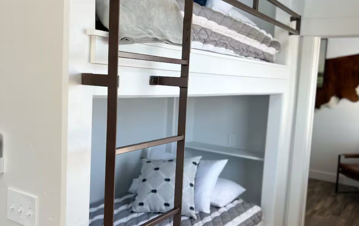 Photo of Bedroom in Heyburn