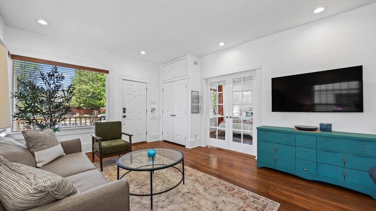 Photo of Bedroom in North End