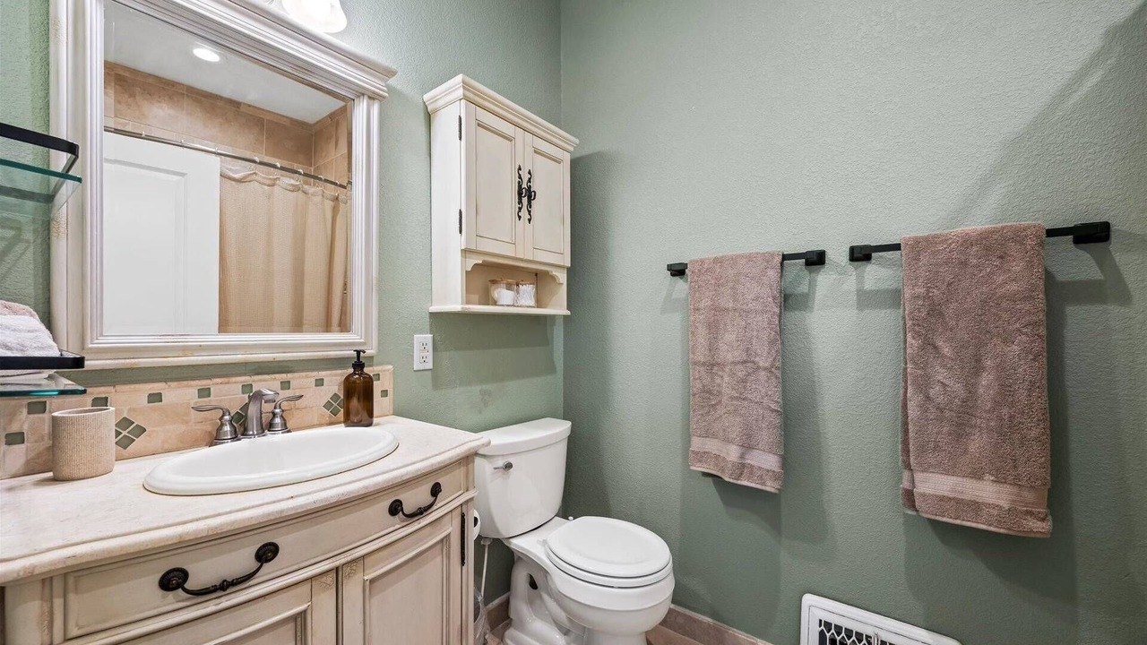 Photo of Bathroom in North End