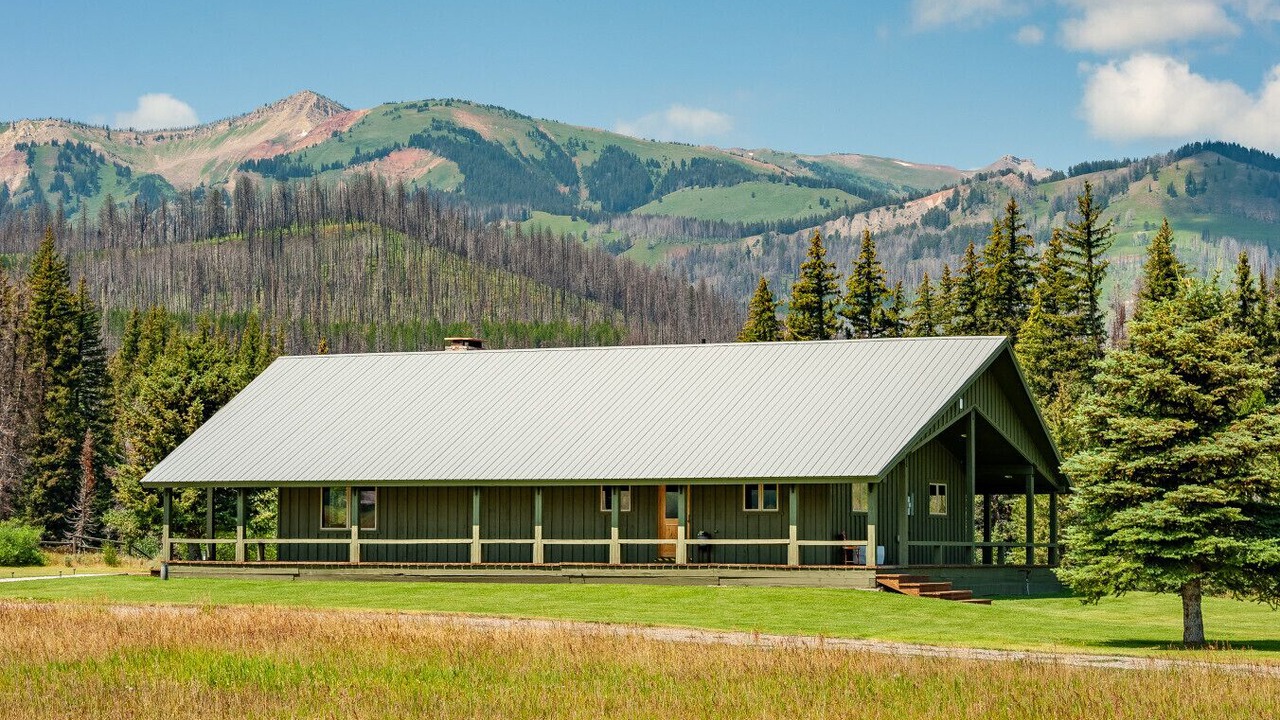 Photo of Outdoor in Game Creek