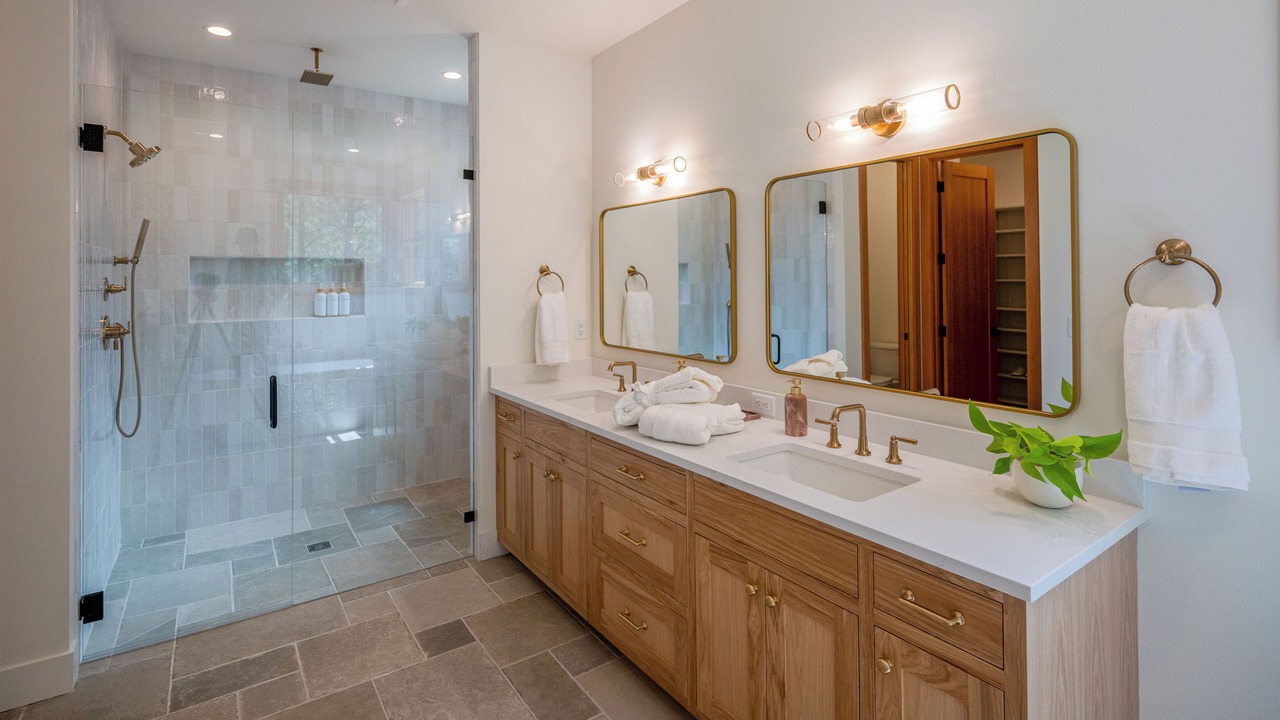 Photo of Bathroom in Ronald