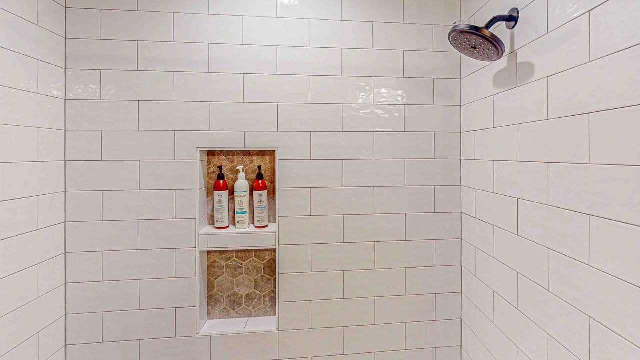 Photo of Bathroom in Garden City