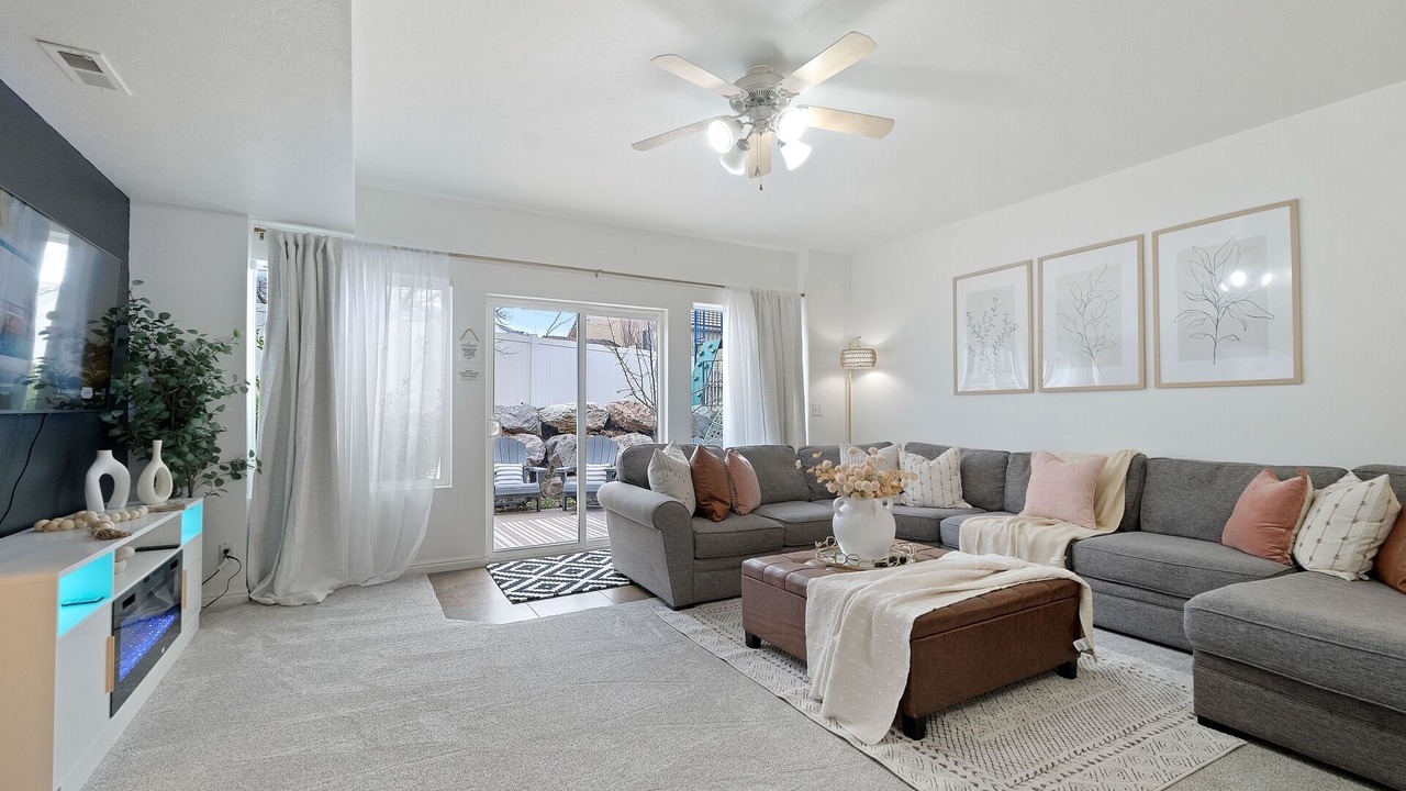 Photo of Livingroom in Fruit Heights