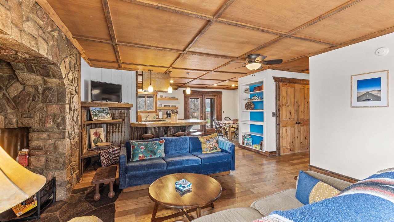 Photo of Livingroom in New Meadows