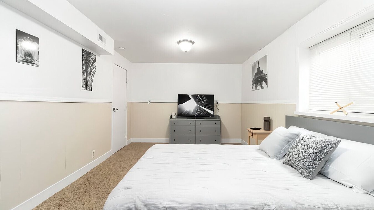 Photo of Bedroom in Millcreek