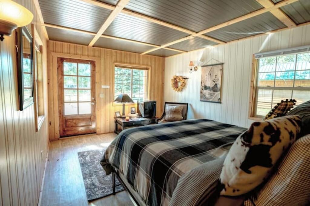 Photo of Bedroom in Ririe