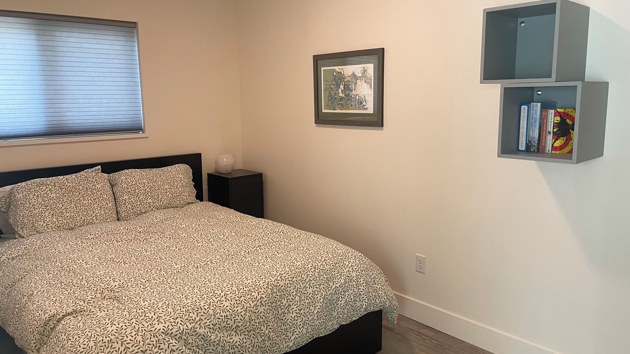 Photo of Bedroom in Riverfront