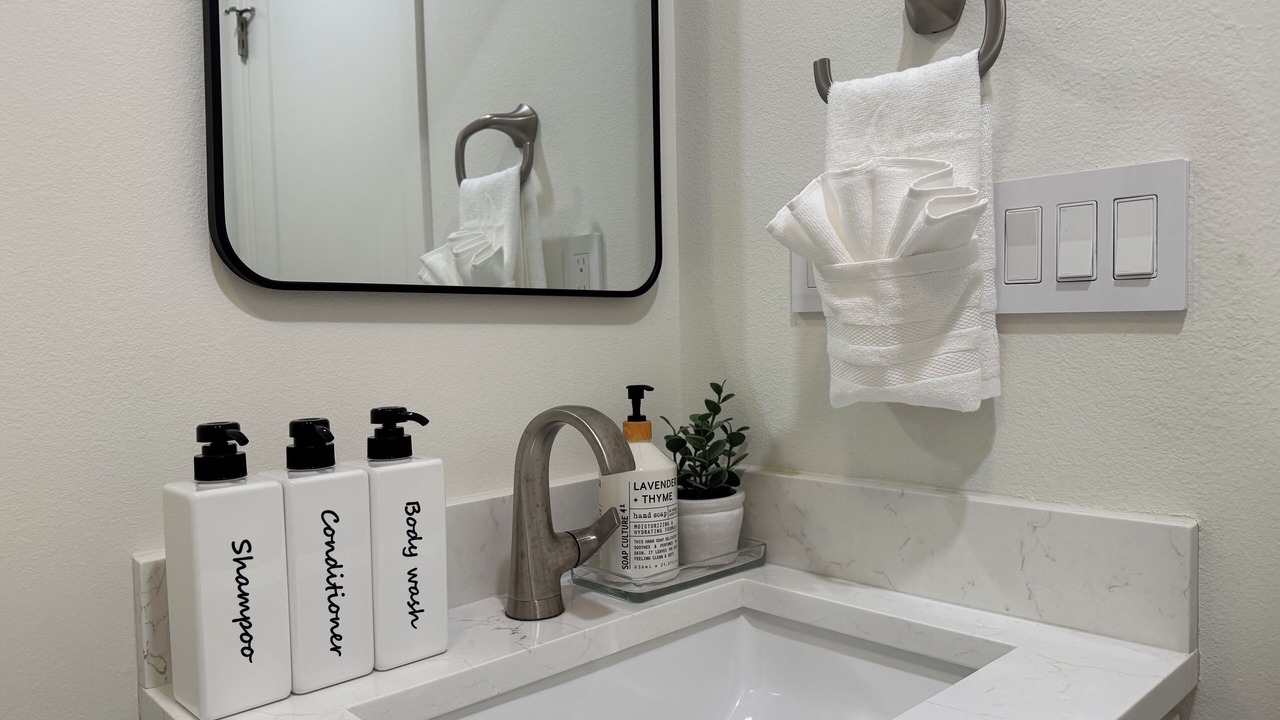 Photo of Bathroom in East Lake Hills