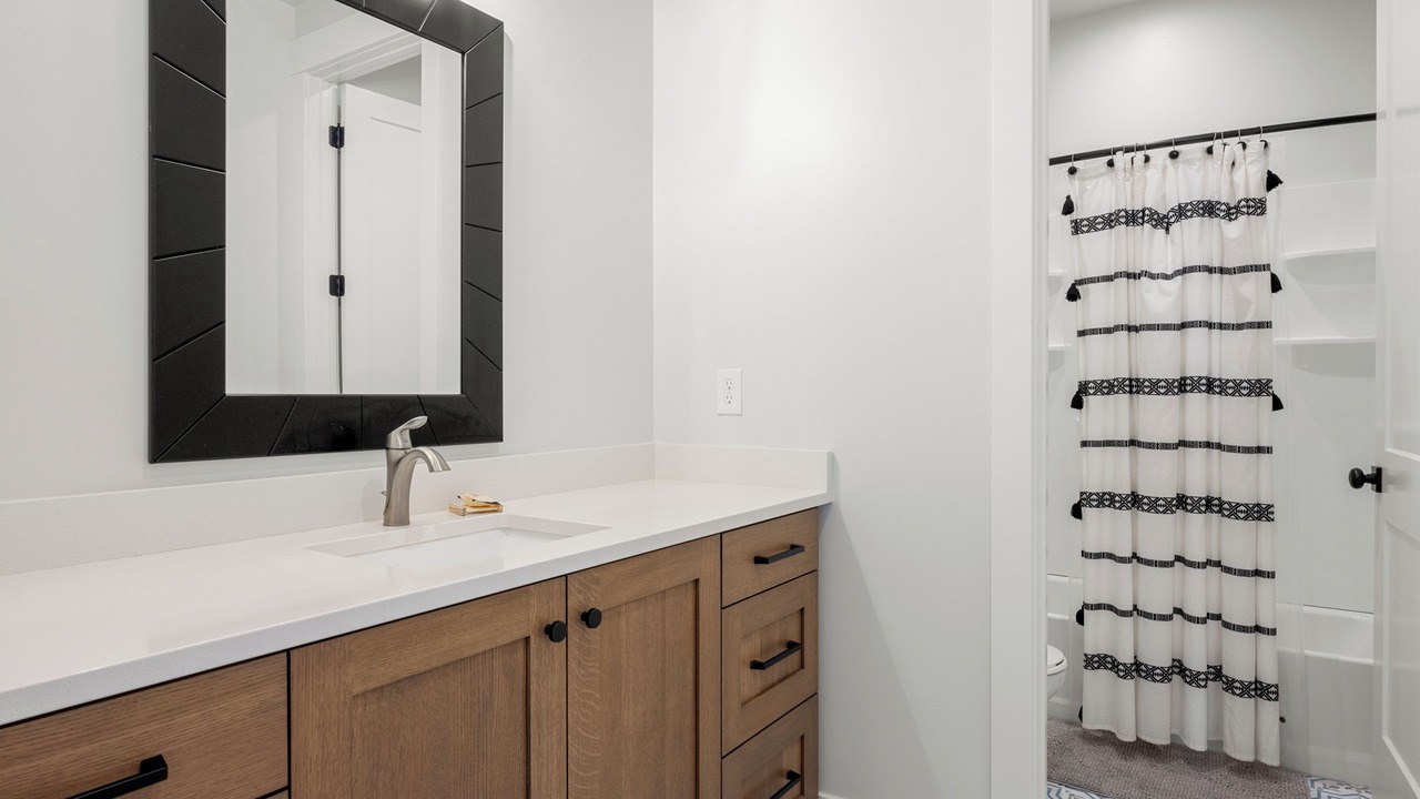 Photo of Bathroom in Garden City