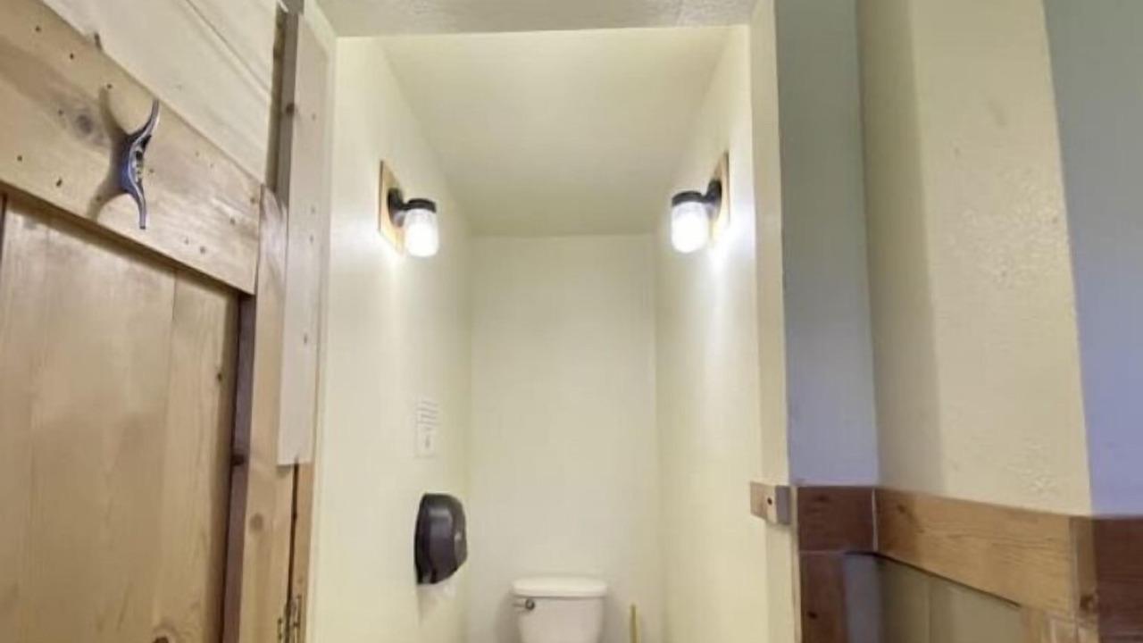 Photo of Bathroom in Ririe