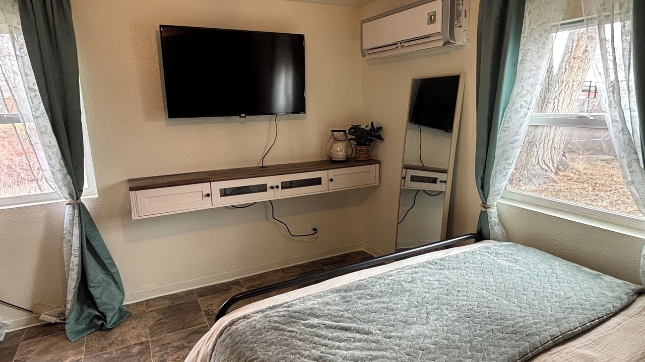 Photo of Bedroom in Winnemucca