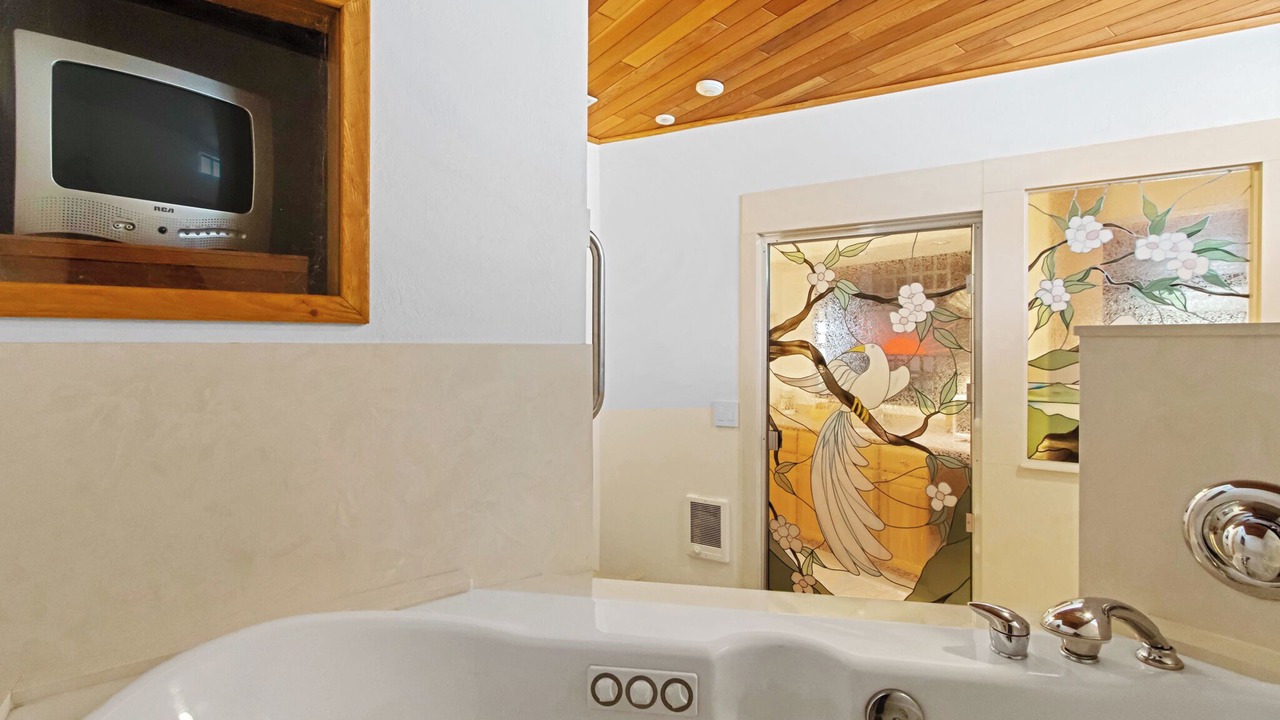 Photo of Bathroom in Gem County
