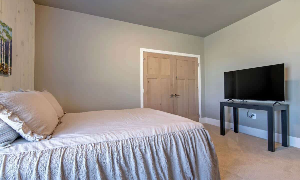 Photo of Bedroom in Driggs